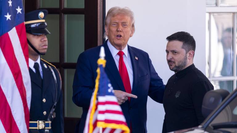 Ambos se saludaron a la llegada de Zelensky a la Casa Blanca. Foto: EFE