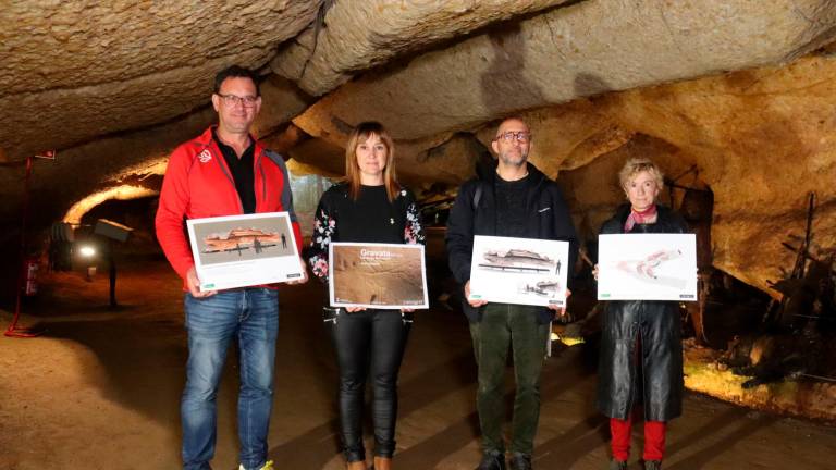 Les imatges de com ha de ser la museïtzació dels gravats paleolítics de la Cova de la Font Major. foto: acn