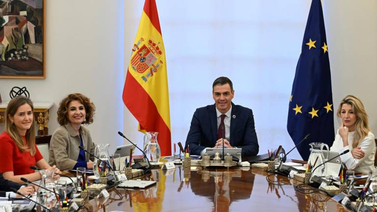 La reducción de la jornada laboral no forma parte del Consejo de Ministros. Foto: EFE