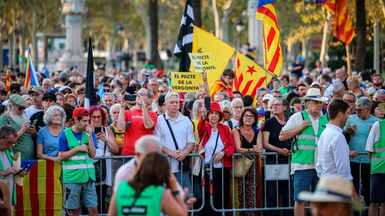 Imatge dels asistents a l’acte al passeig Lluís Companys de Barcelona. Foto: ACN