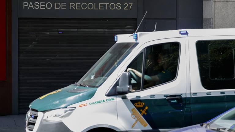 Imagen del registro de la Guardia Civil del domicilio particular y de una empresa de Juan Carlos Barrabés, el empresario clave de la causa por sus vínculos laborales con la esposa del presidente del Gobierno. Foto: EFE