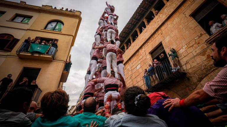 Els Xiquets de Tarragona durant la Diada de Tots Sants. Foto: ACN