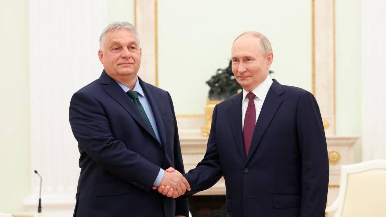 Vladímir Putin junto al primer ministro húngaro, Víktor Orbán. Foto: EFe