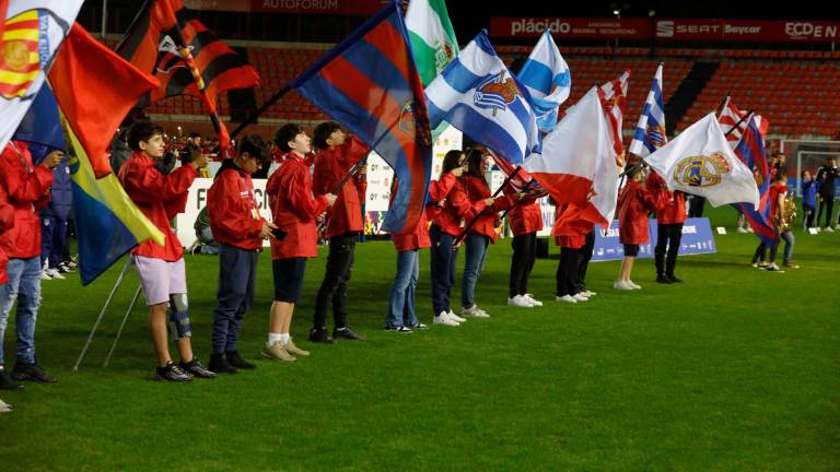 El Reus es una de las banderas que también estuvieron presentes en el desfile. foto: pere ferré