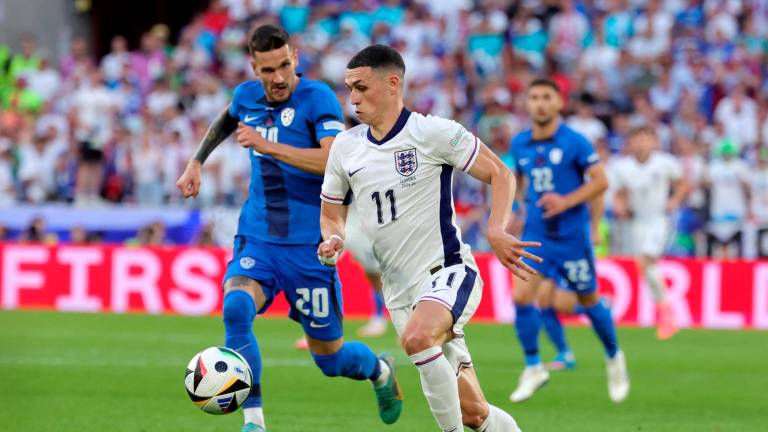 Phil Foden en acción en el partido entre Inglaterra y Eslovenia. foto: efe