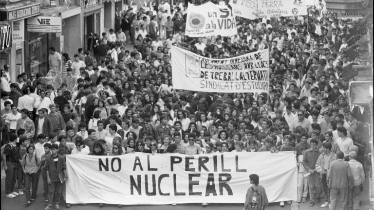 La lucha social para cerrar la nuclear fue intensa. En la imagen, una manifestación en Reus. foto: arxiu Dt