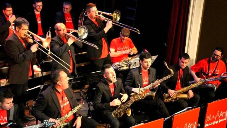 El Bravium Teatre organiza la actuación de la Reus Big Band. Foto: Cedida