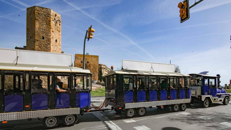 El Trenet Turístic se renovó en 2022, pero las discrepancias entre operador y Ayuntamiento puede llevar a la rescisión del contrato. Foto: Àngel Ullate