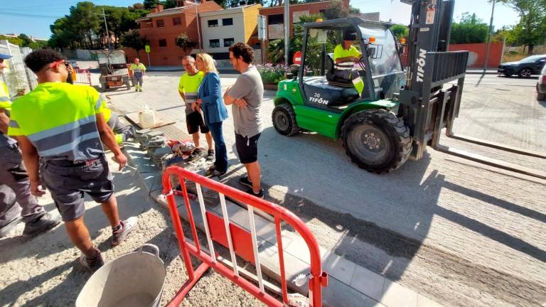 Les obres a l’entrada de Valls, situada a la carretera de Montblanc, ja encaren la recta final. Foto: Cedida