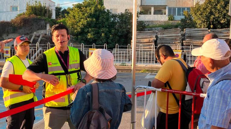 $!Al faraón de Sant Vicenç de Calders le cambian el megáfono por un micrófono