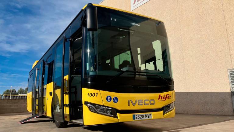 El nuevo bus híbrido de Calafell. FOTO. JMB