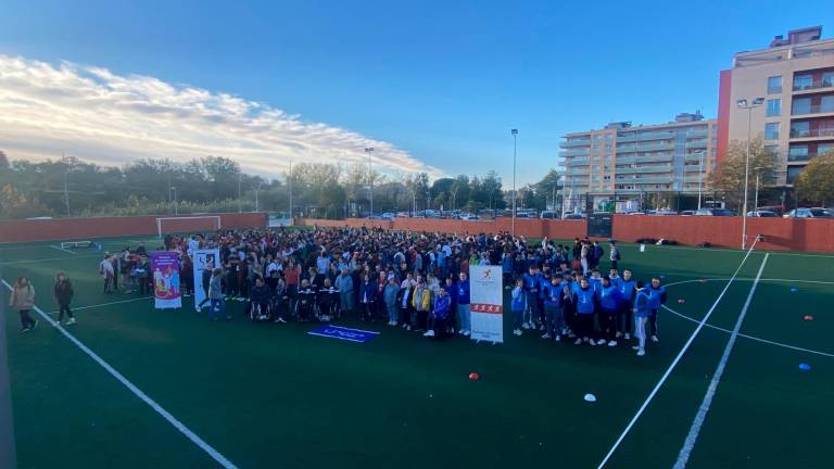 Tots els participants en les jornades esportives adaptades. foto: marina pérez got