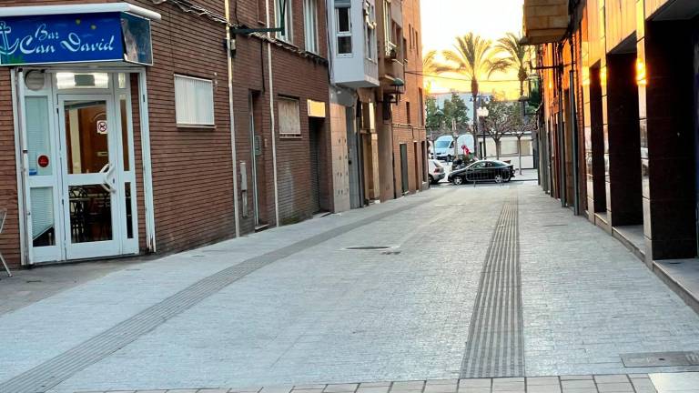 $!El Serrallo presumeix de carrers: inaugurats la reurbanització de Gravina i Sant Pere