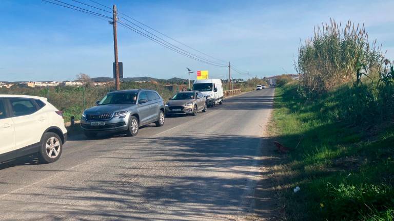 $!La carretera debe trasladarse junto a la vía del tren y el actual vial ganar el peatonalización y carril bici.