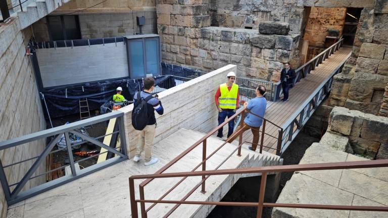 $!Trabajos de mejora del acceso desde la Plaça del Rei. Foto: N.R.