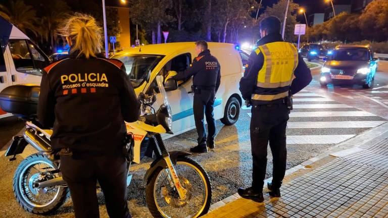 Imagen del despliegue policial en Reus. Foto: Cedida