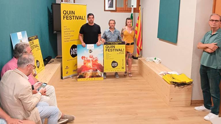 Momento de la presentación del festival en el Ayuntamiento de La Pobla de Montornès. Foto: L. Sempere