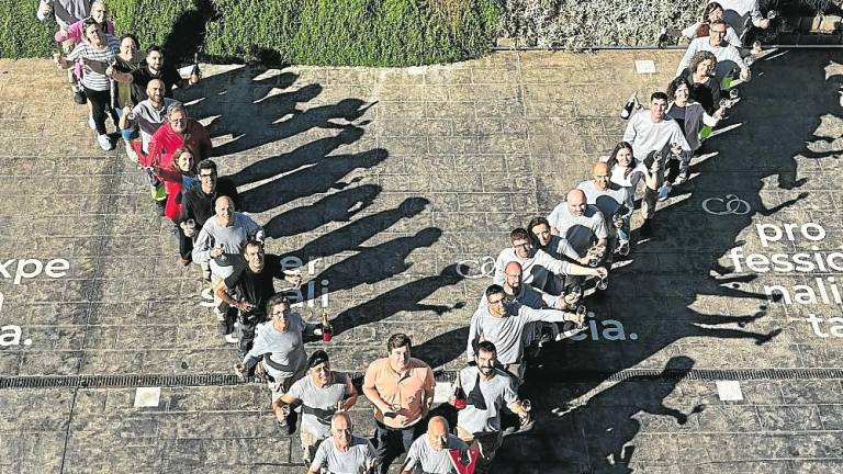 $!Parte del equipo de Castell d’Or tras su elección como mejor bodega catalana. Foto: Cedida