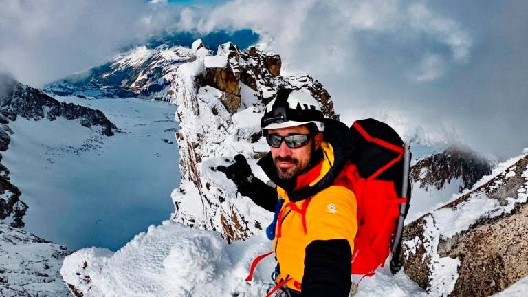 Gerard Olivé, durante una de sus ascensiones. foto: @xutonthetop