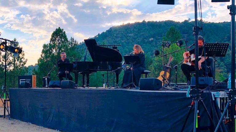 Un momento del concierto de Maria del Mar Bonet en La Febró. FOTO: DT