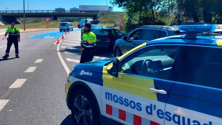 Un control de tráfico de Mossos d’Esquadra. Foto: CME