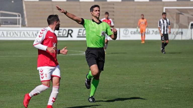 Conejero Sánchez será el árbitro del Nàstic-Ceuta. Foto: Cedida