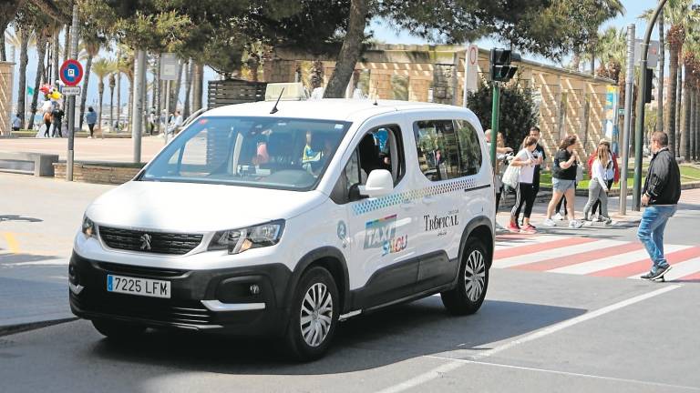 El paseo Jaume I es uno de los puntos críticos de mayor demanda que señala el estudio. Foto: Alba Mariné