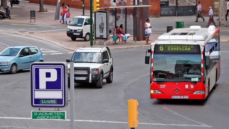 También se mantendrán la gratuidad para niños y niñas de entre 0 y 3 años y el precio de renovación para jubilados y pensionistas. Foto: DT