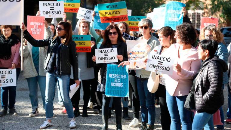 $!Els treballadors demanen que es publiquin les taules salarials aprovades el 2022. Foto: Alba Mariné