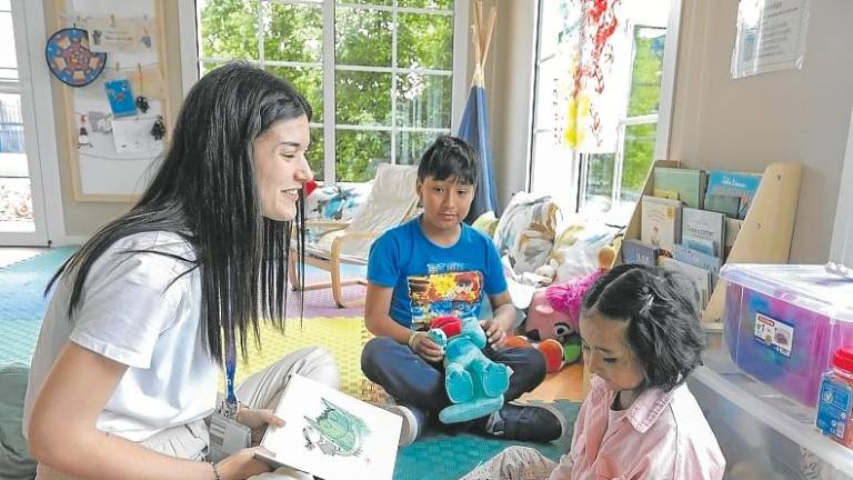 Durante su estancia, los niños tienen varias actividades programadas en varios ámbitos. Foto: Pere Ferré