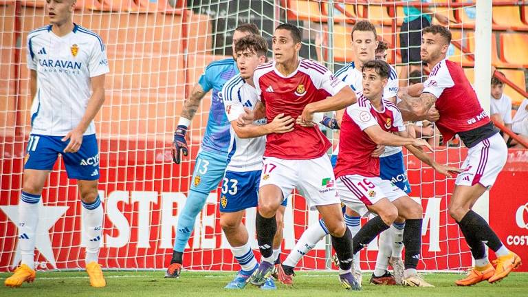 El Nàstic deberá encontrar nuevos rematadores y nuevos lanzadores tras las salidas del verano. foto: nàstic