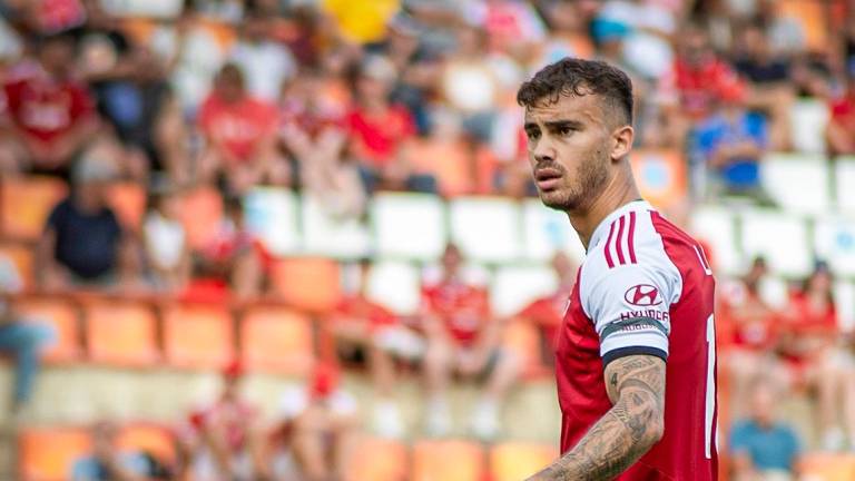 Antonio Leal apunta a ser titular en el centro de la defensa. FOTO: nàstic