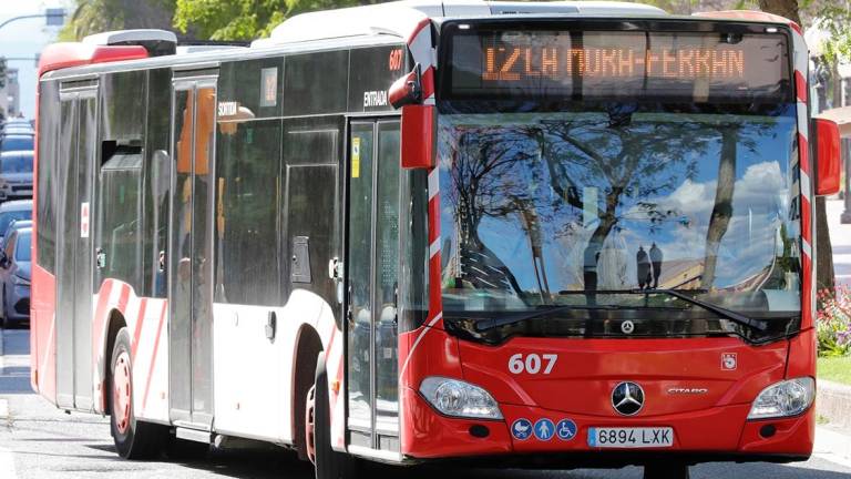 Se prevé que los cuatro autobuses eléctricos se incorporen a la flota de autobuses de la EMT a lo largo del primer semestre de 2025. Foto: Pere Ferré