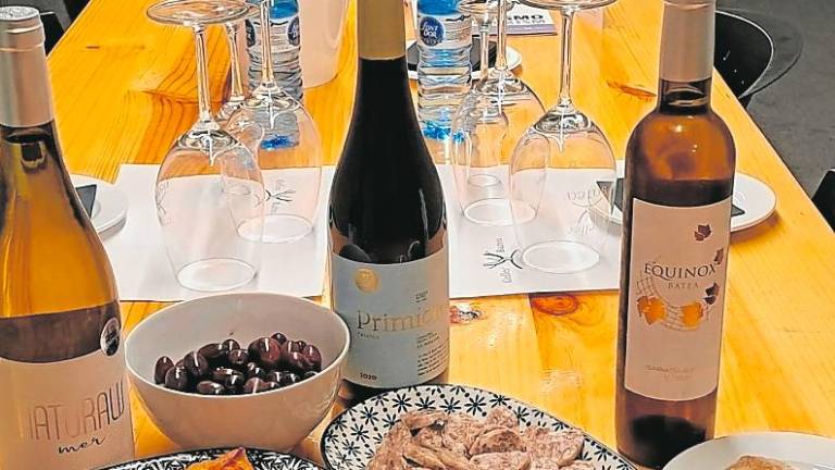 Tast de vins i la degustació de productes locals formen part de la proposta guanyadora del Celler Cooperatiu de Batea. foto: Cedida