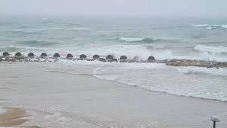 $!El Ayuntamiento de Cunit defiende que los espigones son una garantía para conservar las playas.