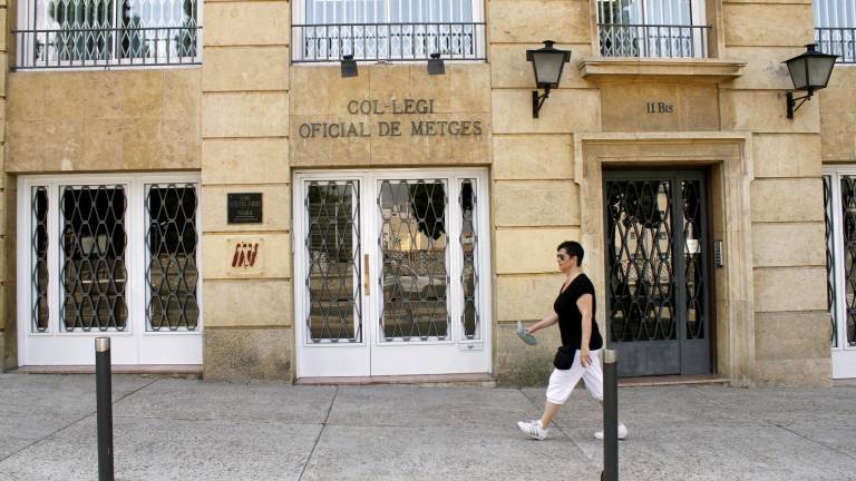 Els col·legis de professionals de la salut de TGN engeguen una campanya contra l'intrusisme laboral. Foto: P.F.