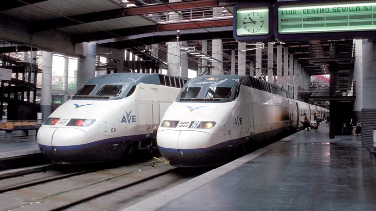 Trenes AVE. Foto: EFE
