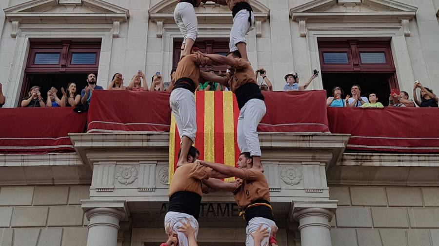 2de8 amb folre dels Xiquets de Reus a la Diada de Sant Pere del 2018. FOTO: Alina Ballester