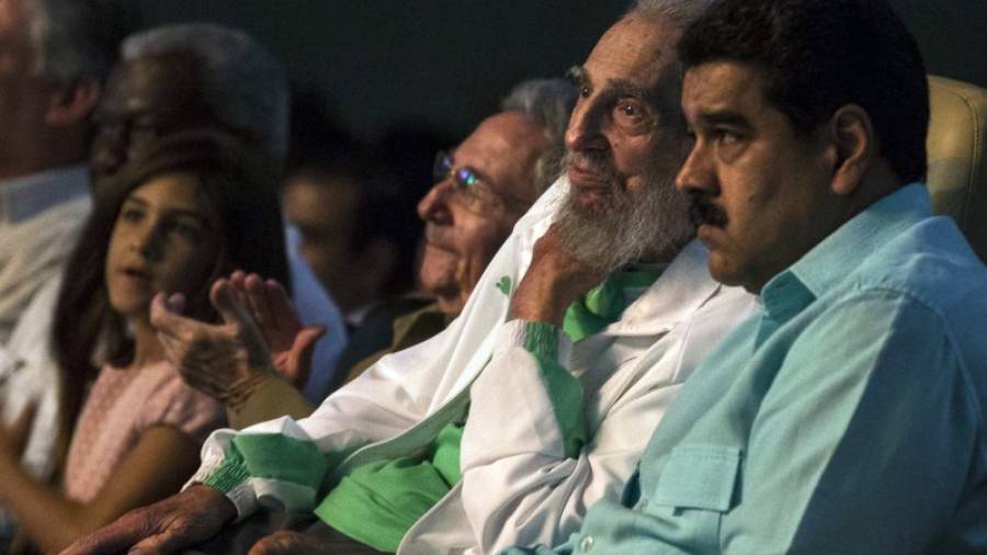 Fidel Castro junto al mandatario venezolano Nicolás Maduro. Foto: EFE