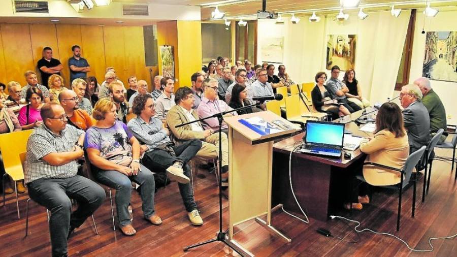 La presentación de los presupuestos participativos se celebró ayer en el Ayuntamiento. Foto: Alfredo González