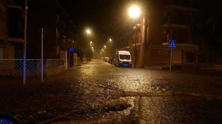 $!Torredembarra supera la gota fría y mira de reojo la llegada de agua por rieras y barrancos